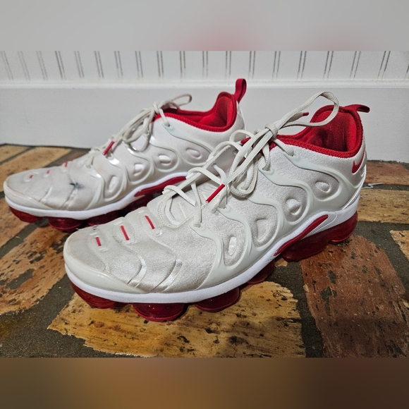 Nike Air Vapor Max Plus Men's Sneakers Size 13 - Picture 2 of 9